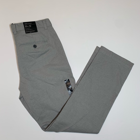 Banana Republic Other - Banana Republic NWT aiden pants 33/32 grey